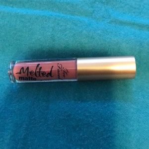 Too faced matte lipstick